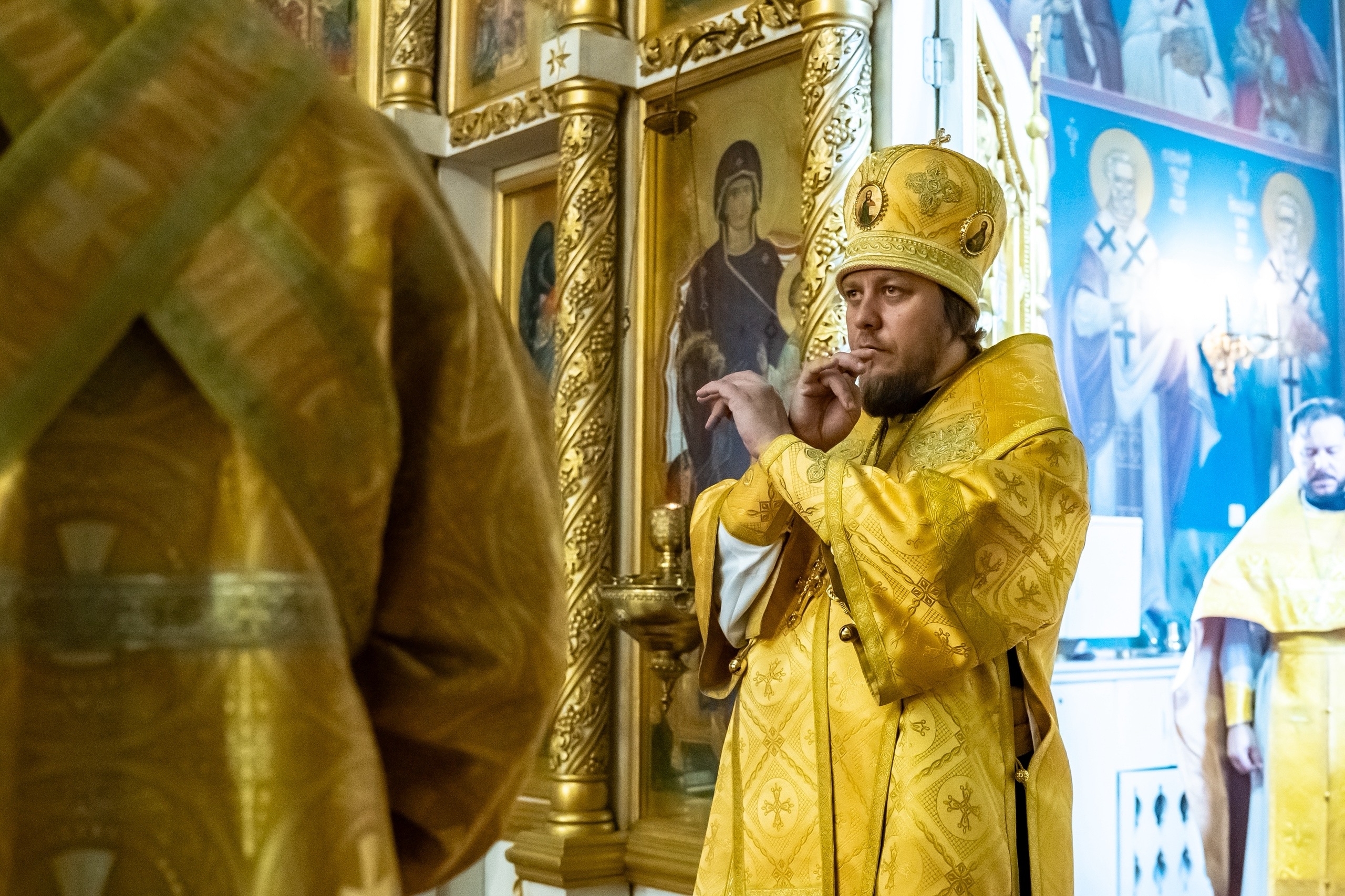 Литургия во вторник 9-ой Недели по Пятидесятнице, мироносицы равноап. Марии Магдалины