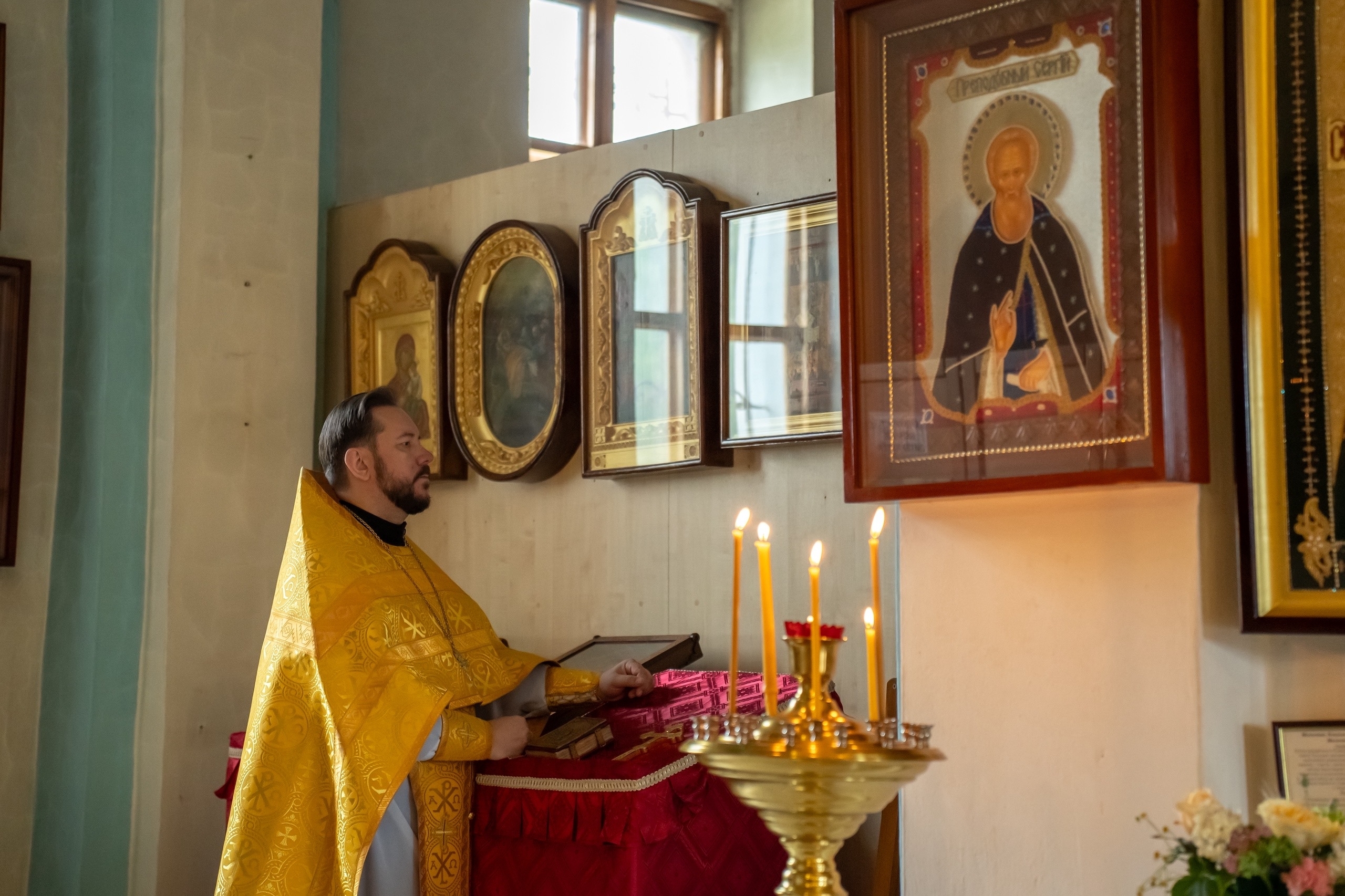 Литургия во вторник 9-ой Недели по Пятидесятнице, мироносицы равноап. Марии Магдалины