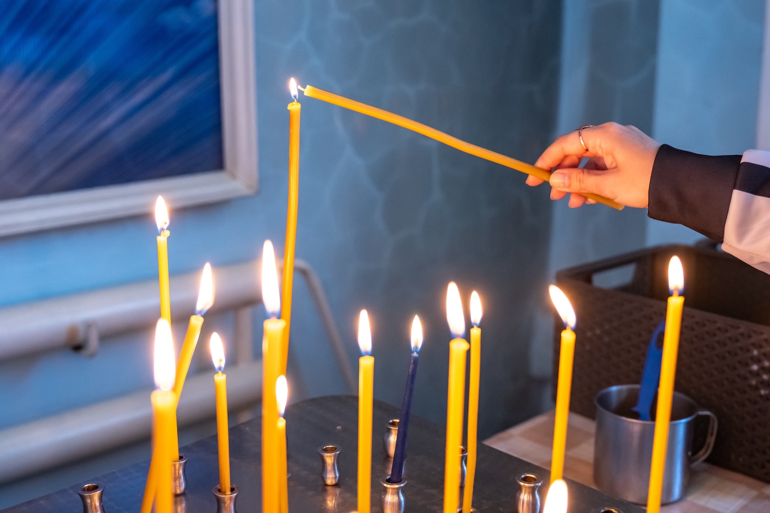 Литургия в пятницу 9-ой Недели по Пятидесятнице, успение праведной Анны, матери Пресвятой Богородицы