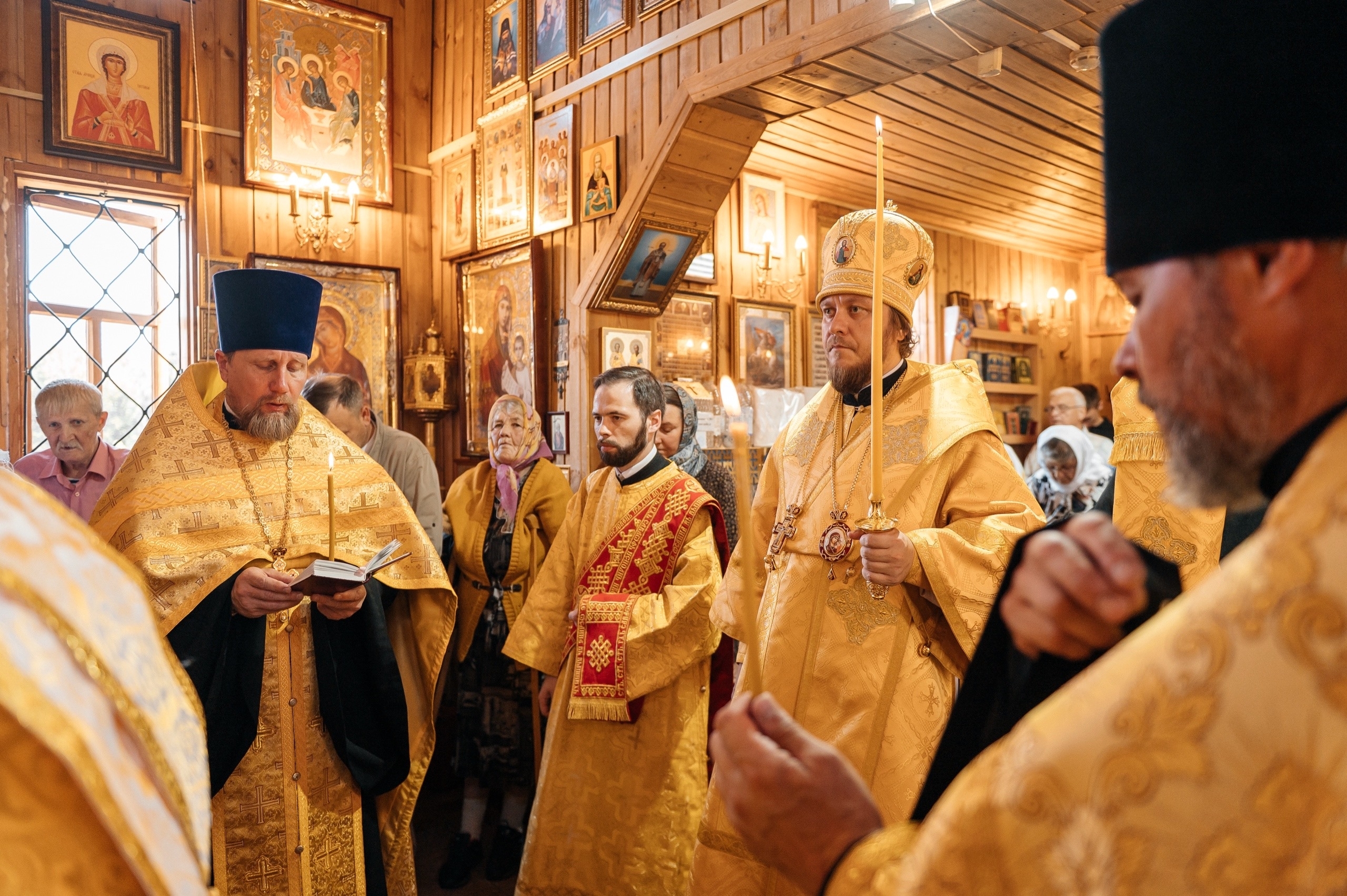 Всенощное бдение в Пантелеимоновском храме г. Юрюзань