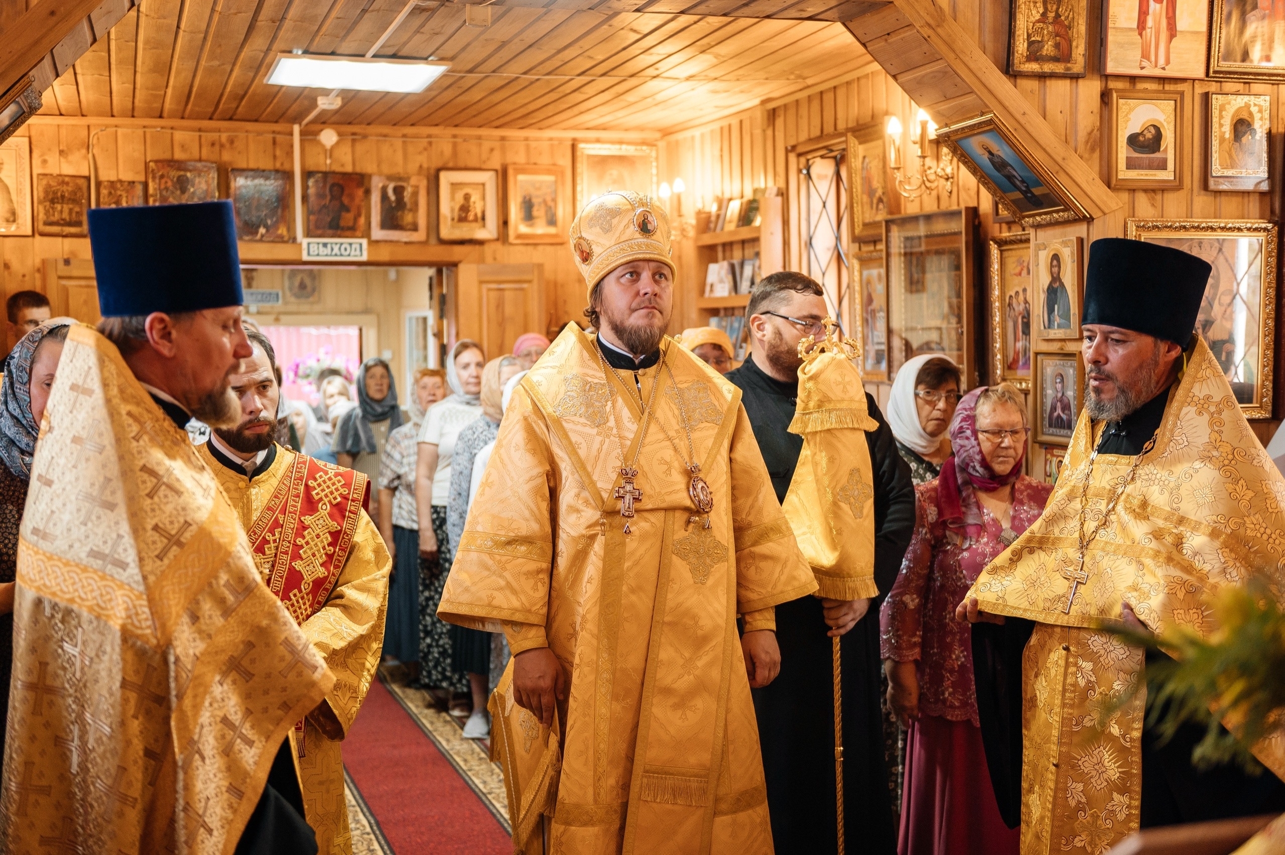 Всенощное бдение в Пантелеимоновском храме г. Юрюзань