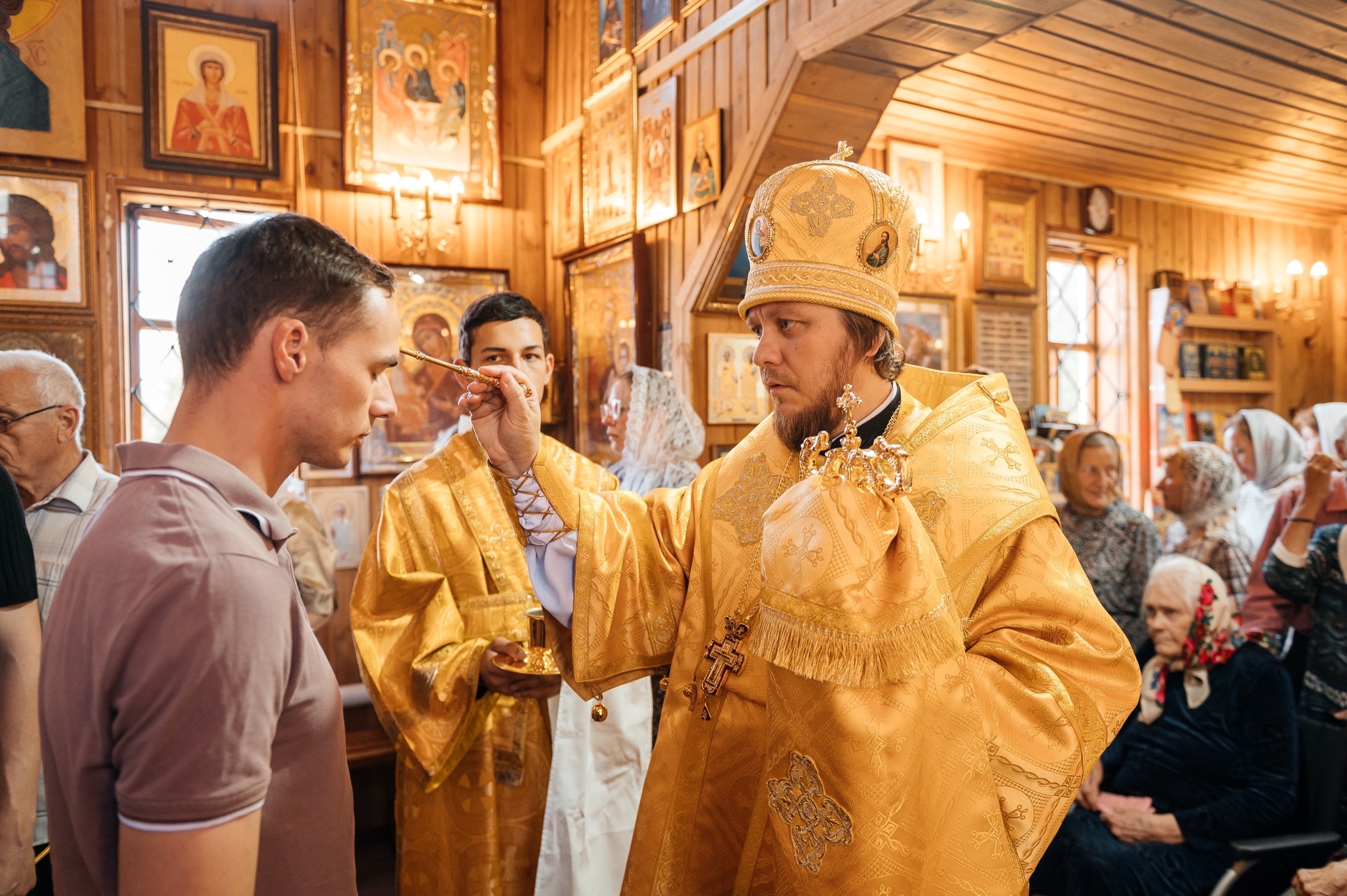 Всенощное бдение в Пантелеимоновском храме г. Юрюзань