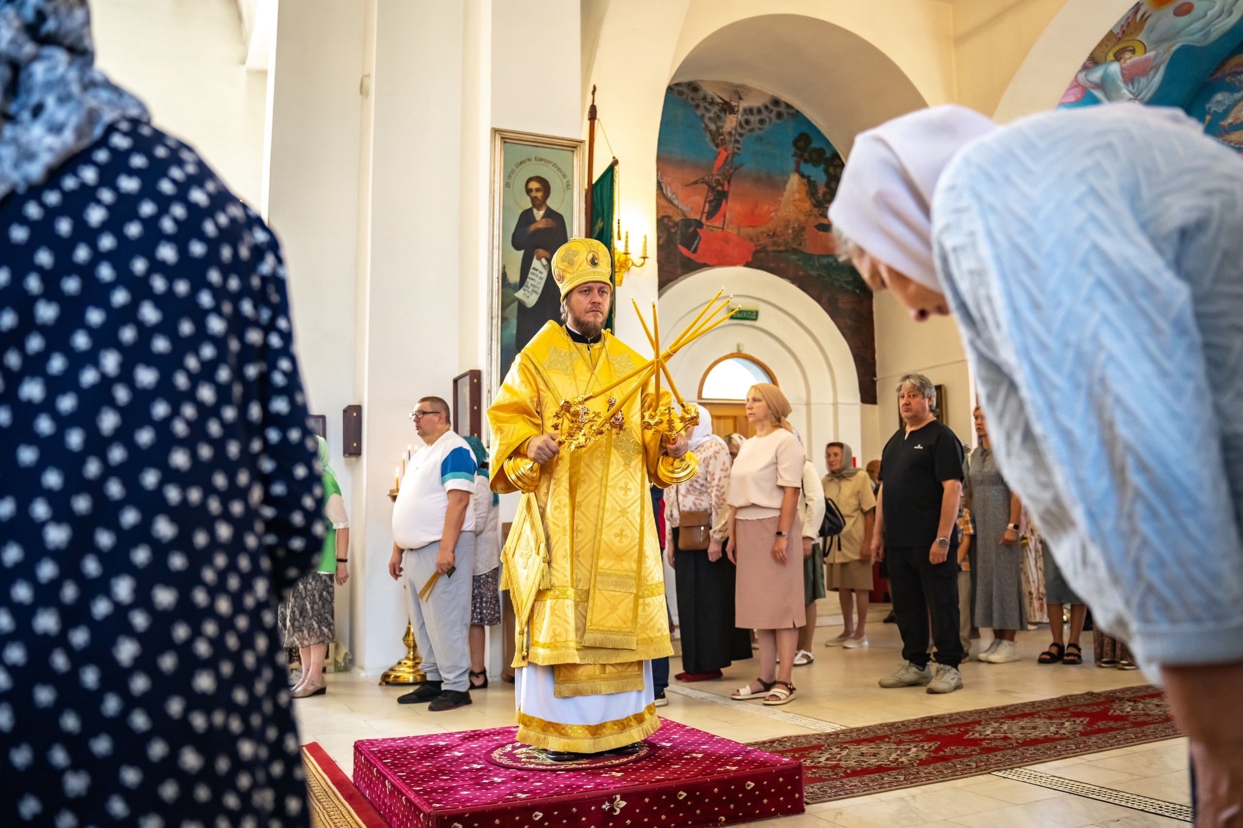 Литургия в Неделю 10-ю по Пятидесятнице, вмч. и целителя Пантелеимона