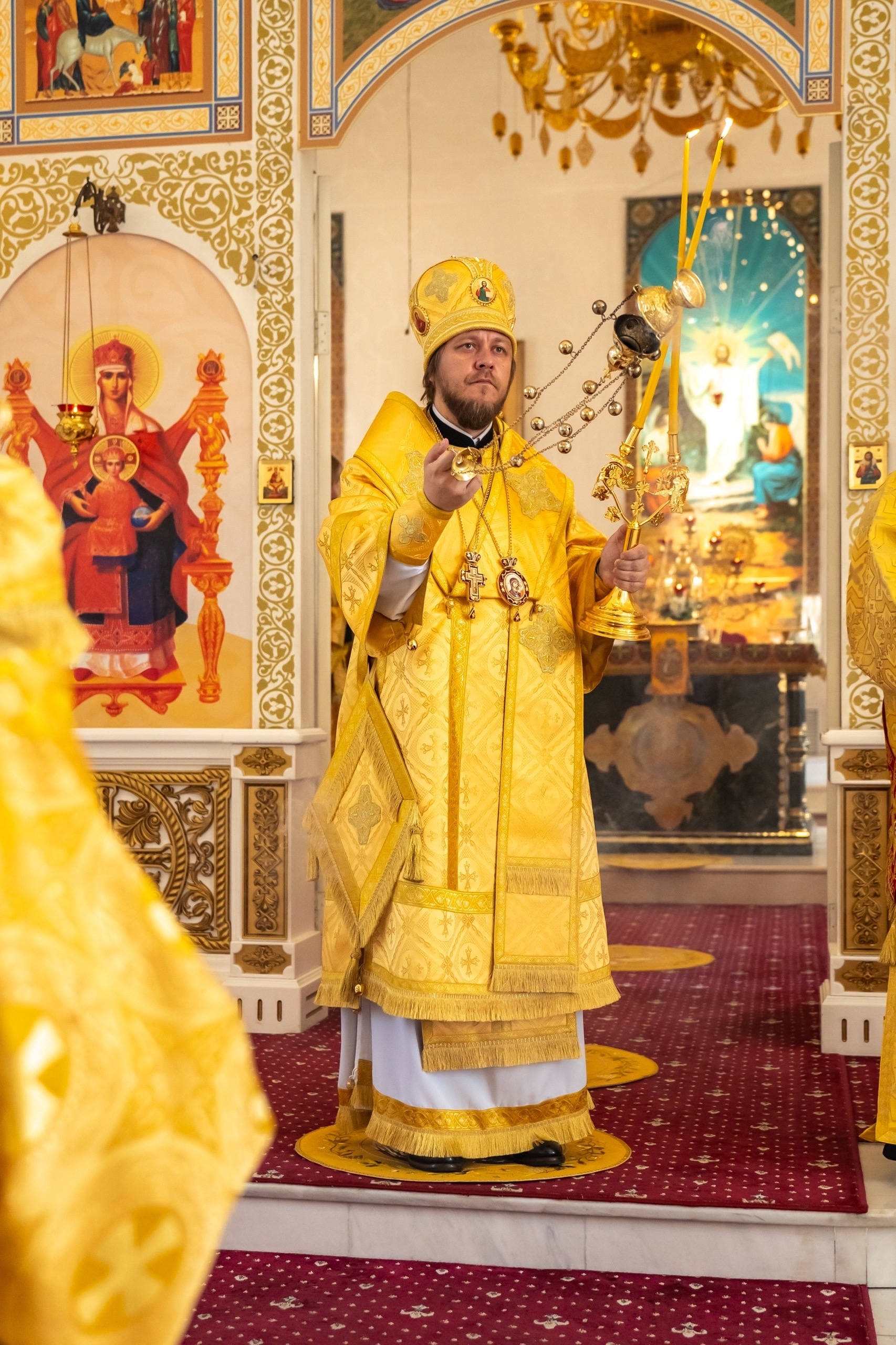 Литургия в Неделю 10-ю по Пятидесятнице, вмч. и целителя Пантелеимона