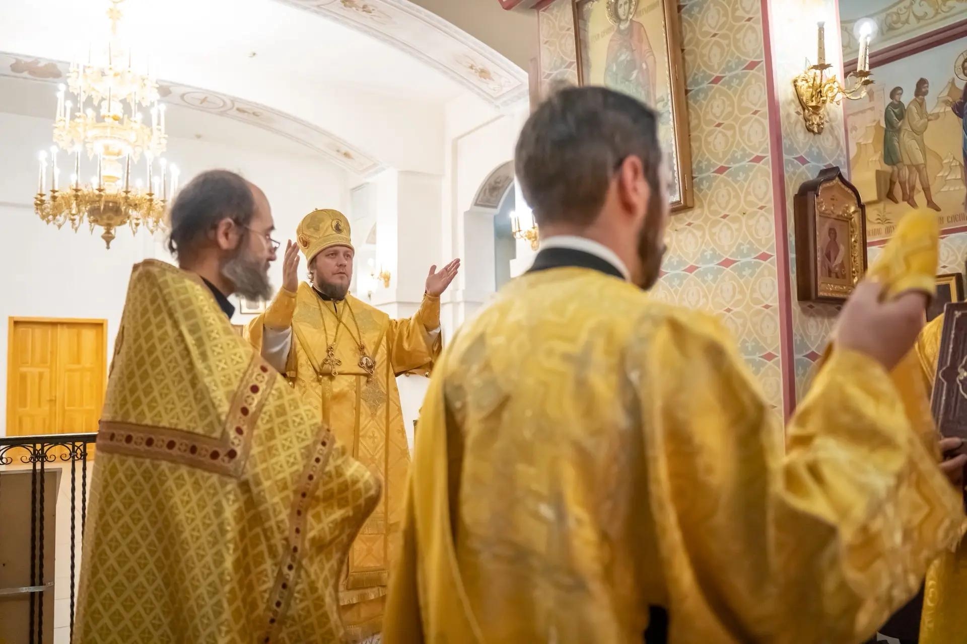 Литургия в понедельник 16-й седмицы по Пятидесятнице, прп. Симеона Столпника и матери его Марфы, начало индикта