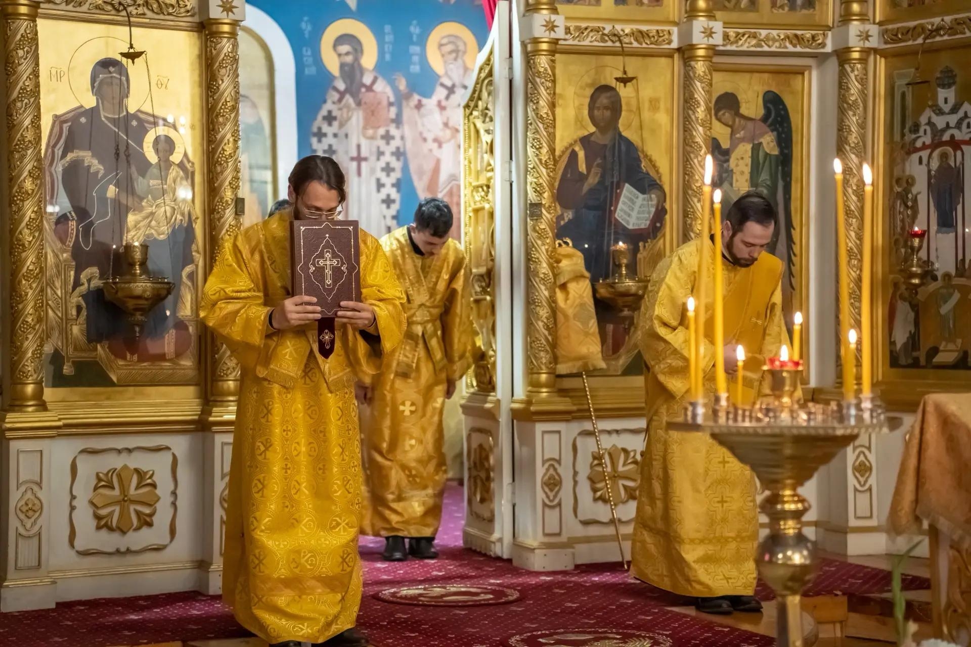 Литургия в понедельник 16-й седмицы по Пятидесятнице, прп. Симеона Столпника и матери его Марфы, начало индикта