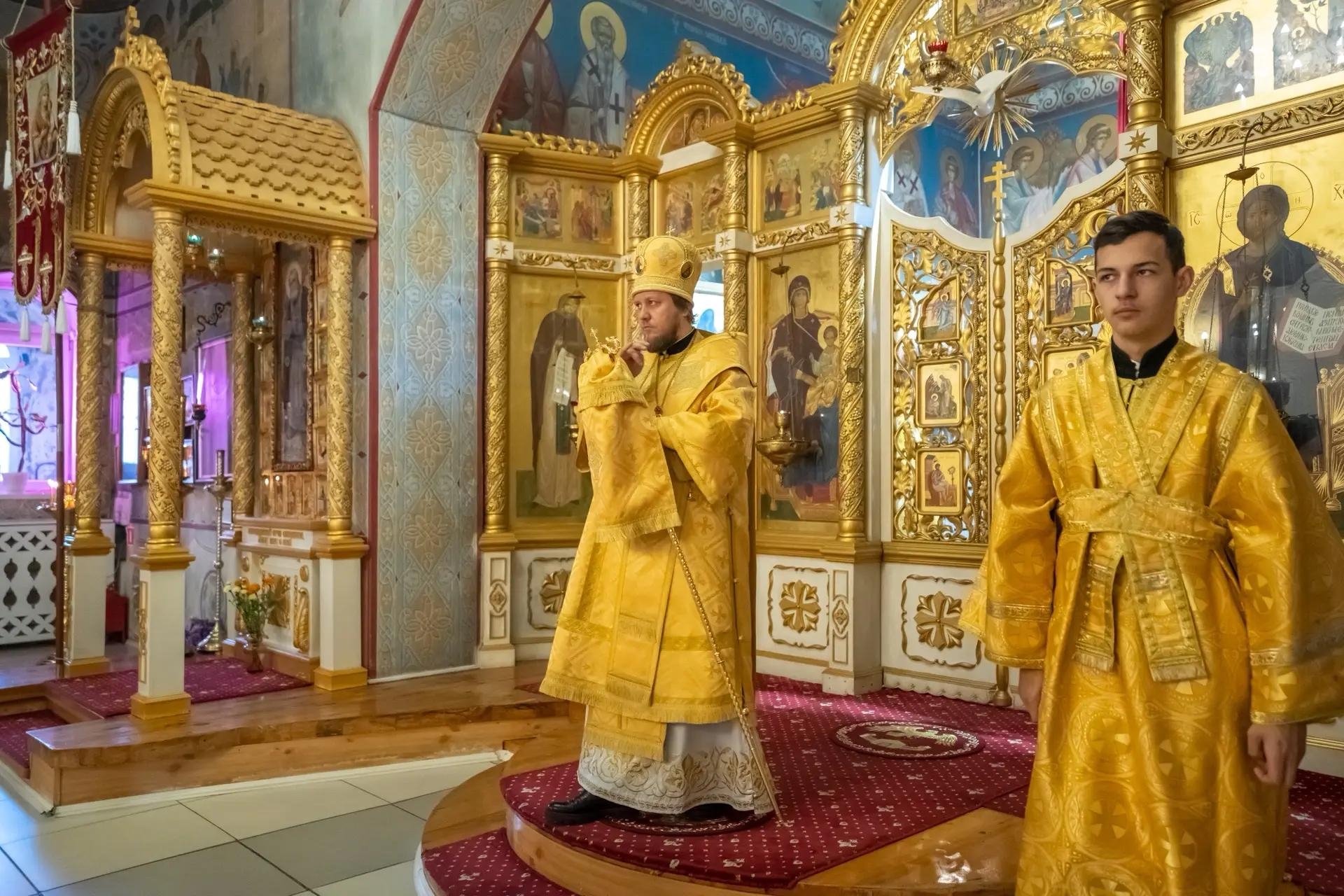 Литургия в пятницу 16-й седмицы по Пятидесятнице, прор. Захарии и прав. Елисаветы, родителей Иоанна Предтечи