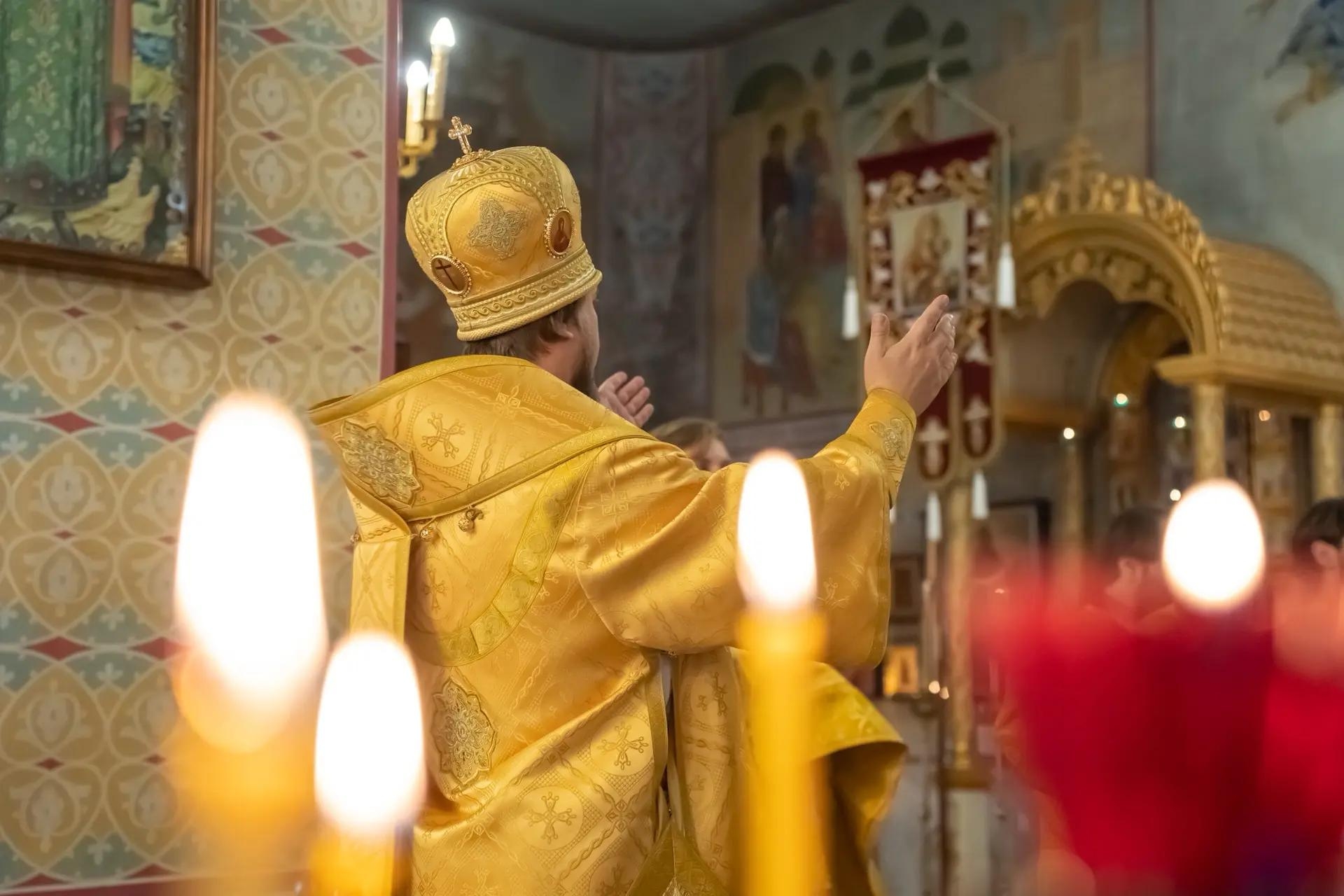 Литургия в среду 14-й седмицы по Пятидесятнице, прор. Самуила