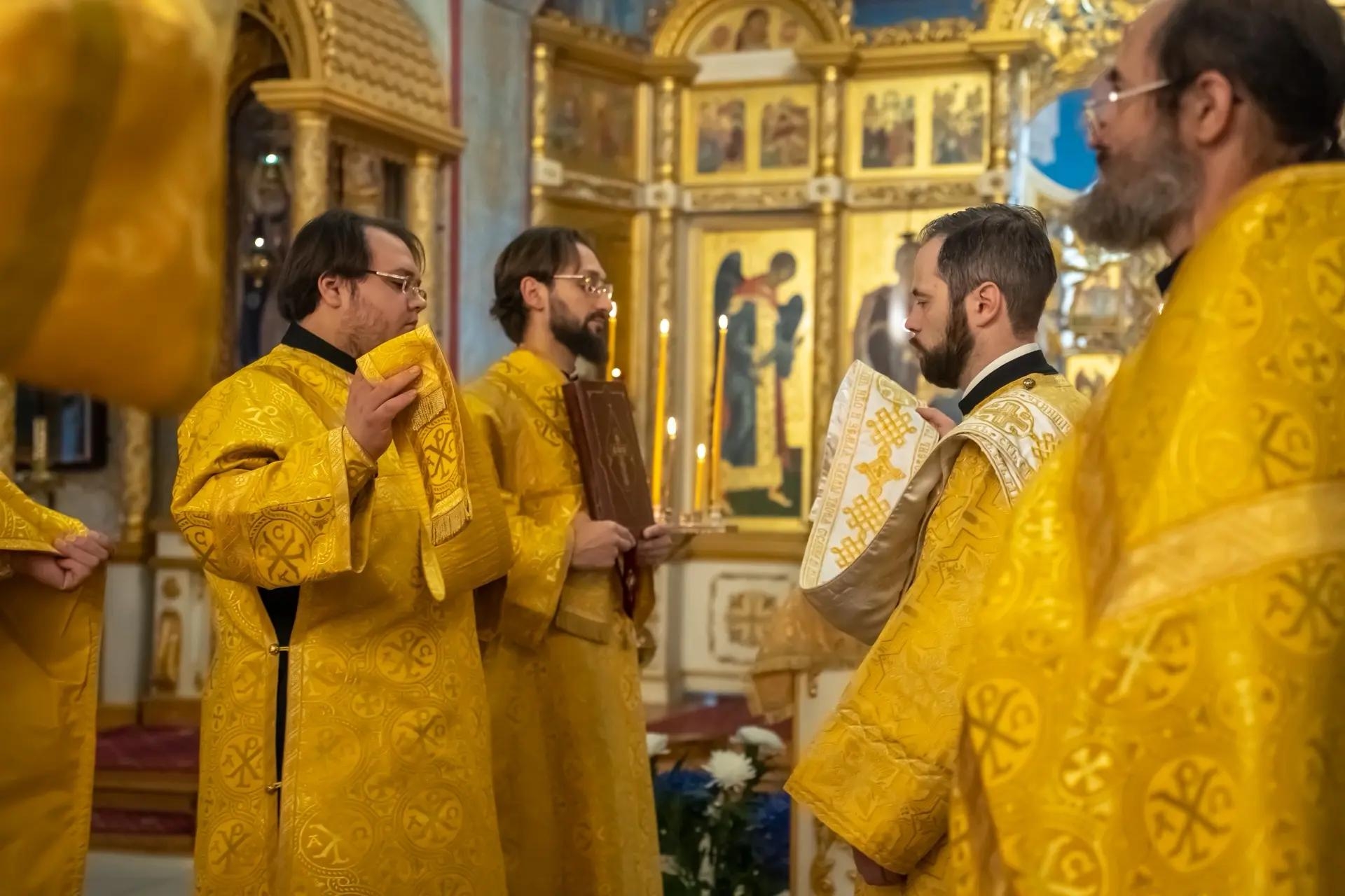 Литургия в среду 14-й седмицы по Пятидесятнице, прор. Самуила