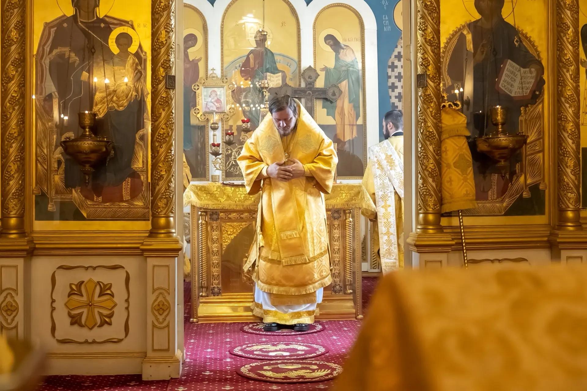 Литургия в среду 14-й седмицы по Пятидесятнице, прор. Самуила