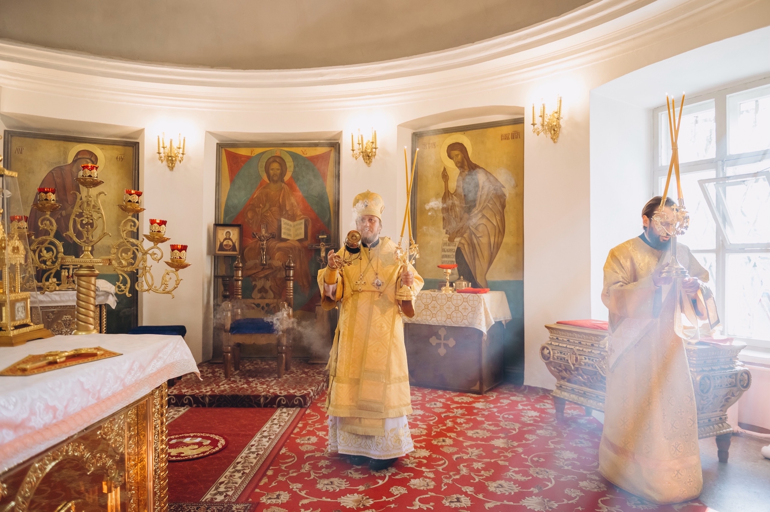 Литургия в субботу 16-й седмицы по Пятидесятнице, воспоминание чуда Архистратига Михаила, бывшего в Хонех в Иоанно-Предтеченском храме г. Катав-Ивановск