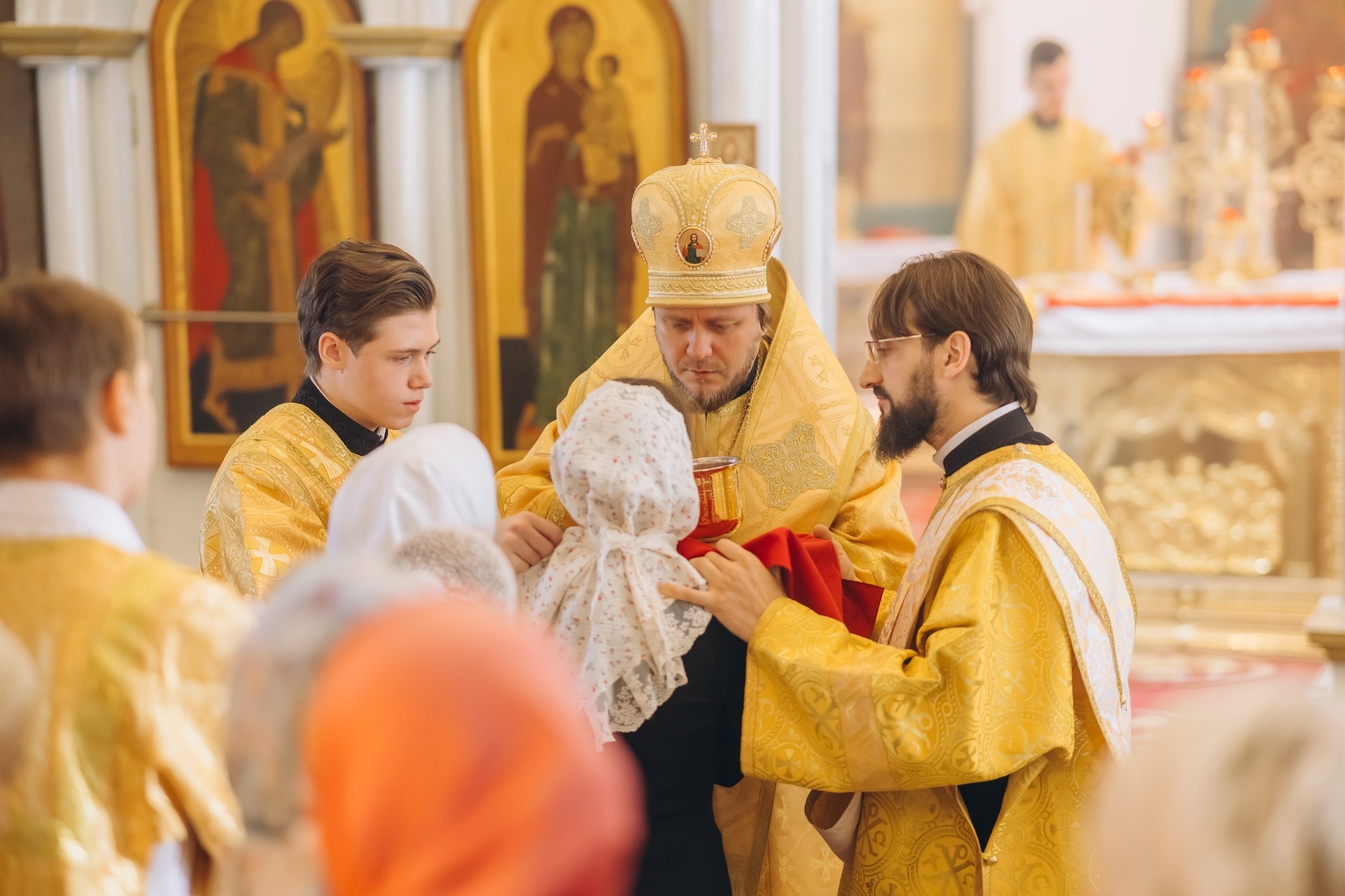 Литургия в субботу 16-й седмицы по Пятидесятнице, воспоминание чуда Архистратига Михаила, бывшего в Хонех в Иоанно-Предтеченском храме г. Катав-Ивановск