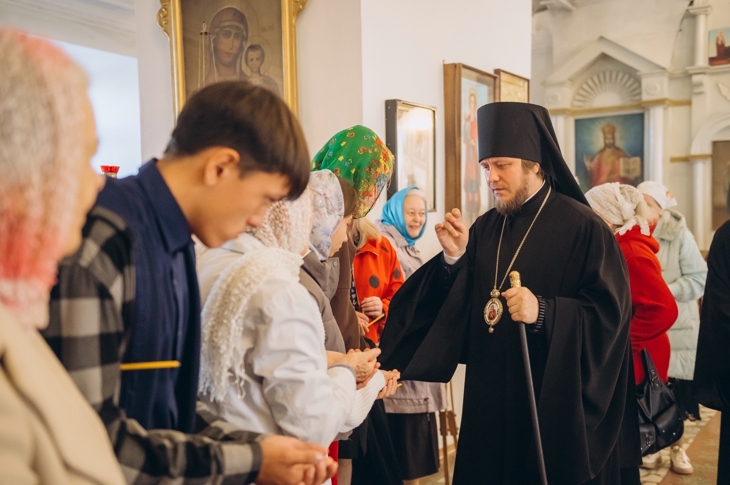 Литургия в субботу 16-й седмицы по Пятидесятнице, воспоминание чуда Архистратига Михаила, бывшего в Хонех в Иоанно-Предтеченском храме г. Катав-Ивановск
