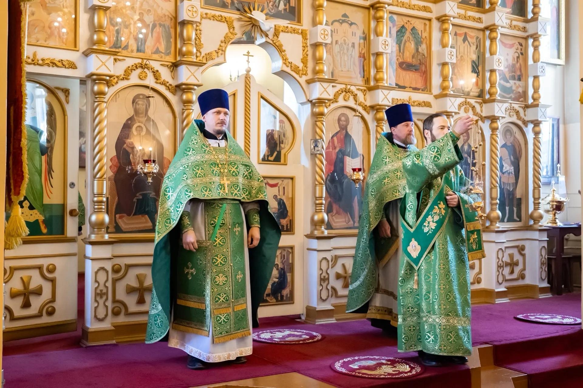 Литургия в пятницу 17-й седмицы по Пятидесятнице, прав. Симеона Верхотурского в Симеоновском храме г. Златоуст