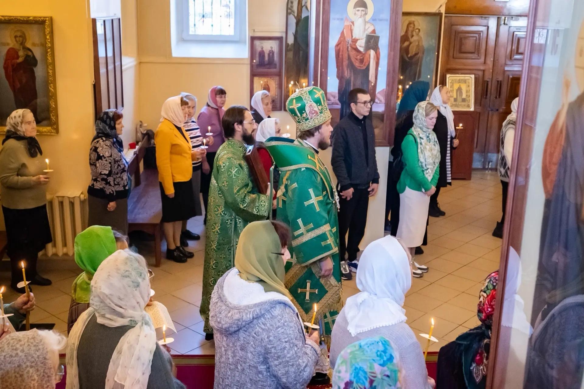 Литургия в пятницу 17-й седмицы по Пятидесятнице, прав. Симеона Верхотурского в Симеоновском храме г. Златоуст