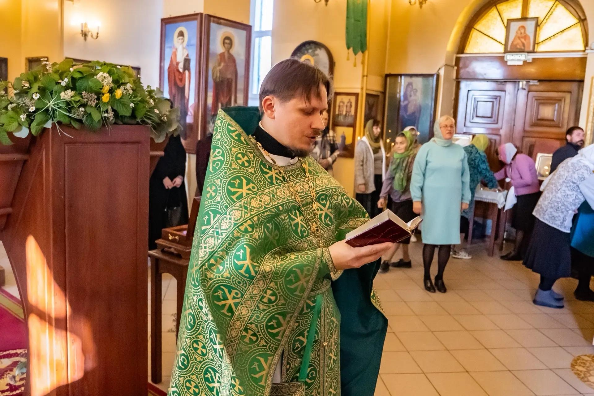 Литургия в пятницу 17-й седмицы по Пятидесятнице, прав. Симеона Верхотурского в Симеоновском храме г. Златоуст