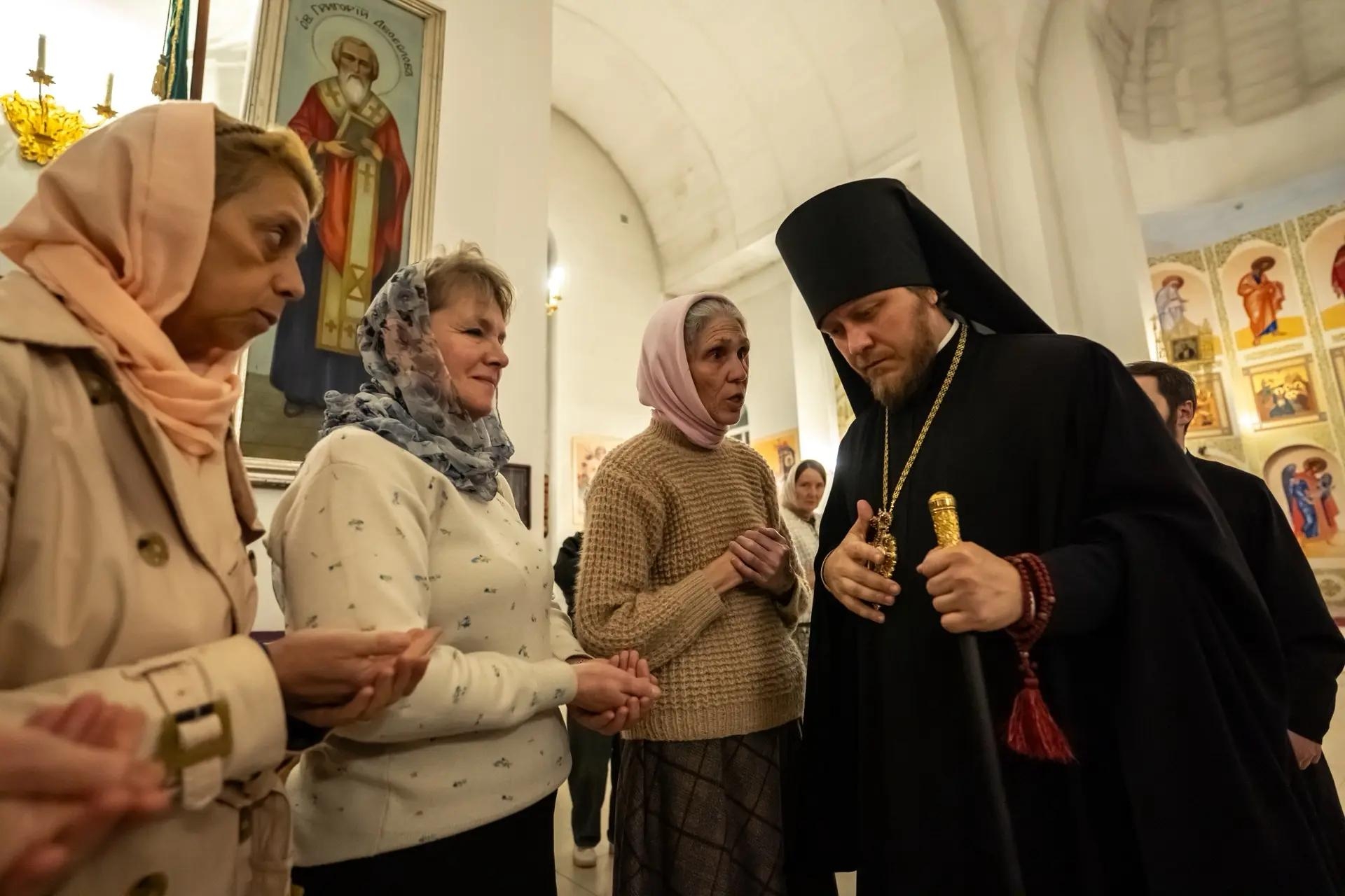Всенощное бдение в канун Недели 17-й по Пятидесятнице, Воздвижения Честного и Животворящего Креста Господня