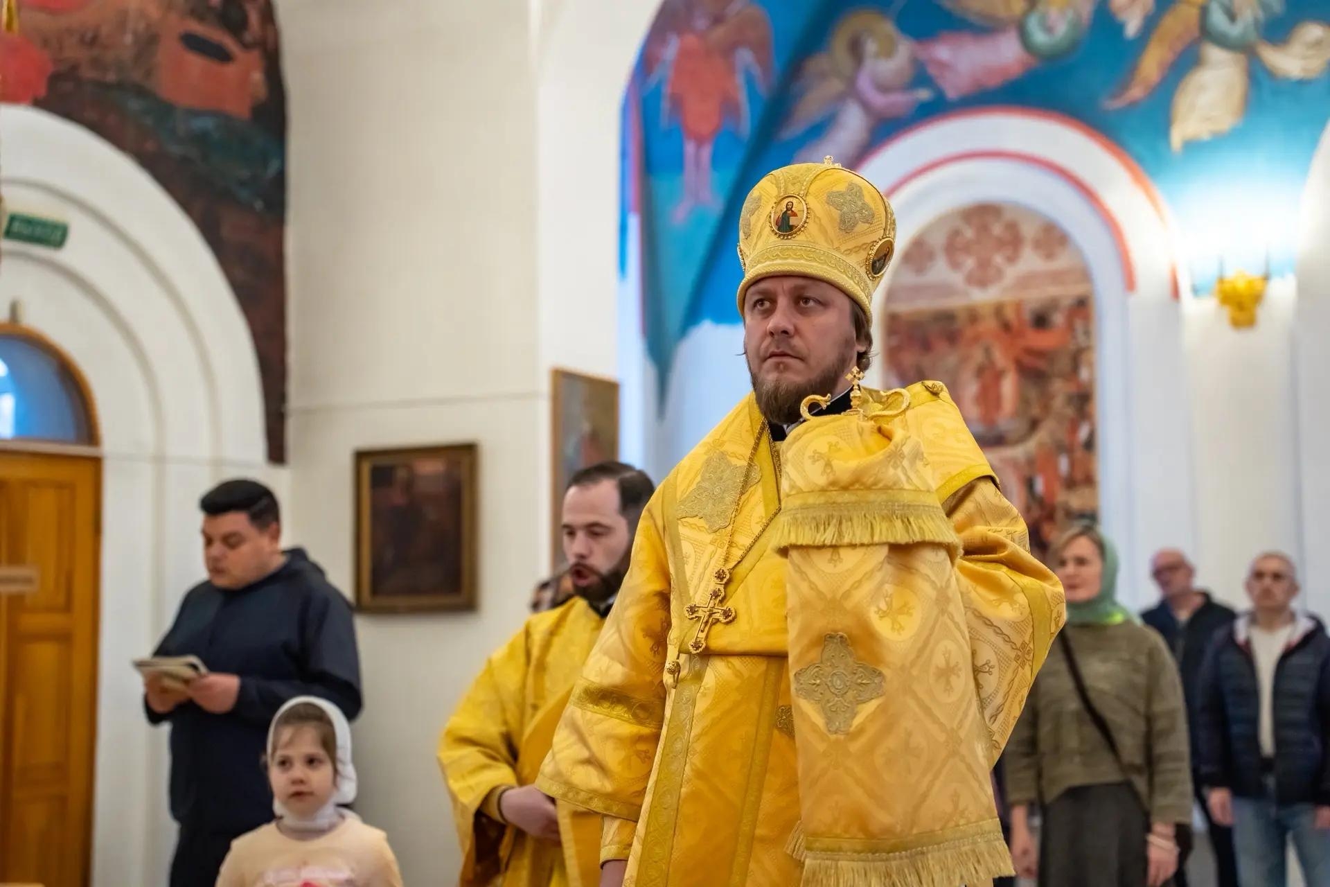 Всенощное бдение в канун Недели 18-й по Пятидесятнице, по Воздвижении, свт. Димитрия, митр. Ростовского