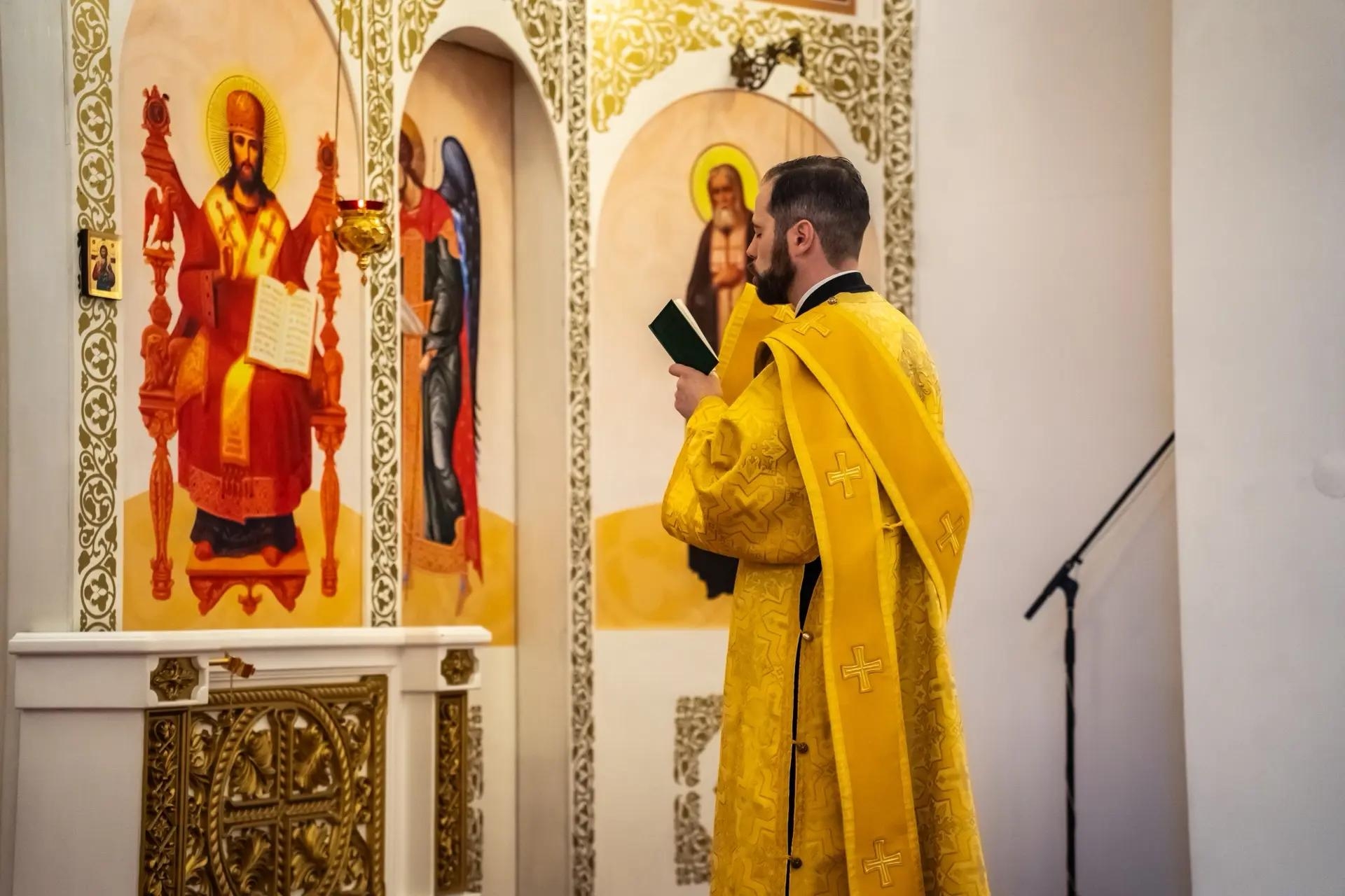 Всенощное бдение в канун Недели 18-й по Пятидесятнице, по Воздвижении, свт. Димитрия, митр. Ростовского