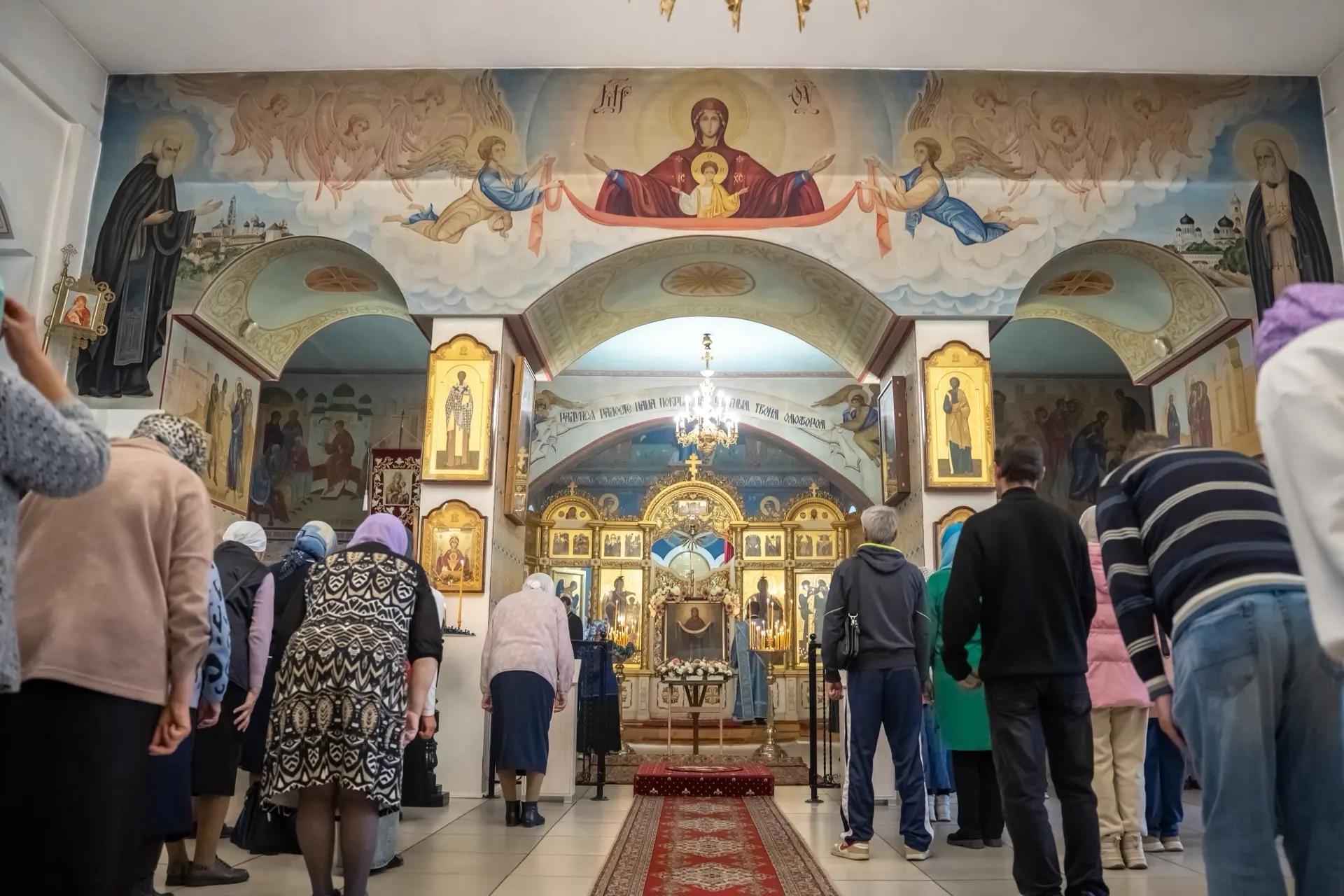 Всенощное бдение в канун Покрова Пресвятой Владычицы нашей Богородицы и Приснодевы Марии