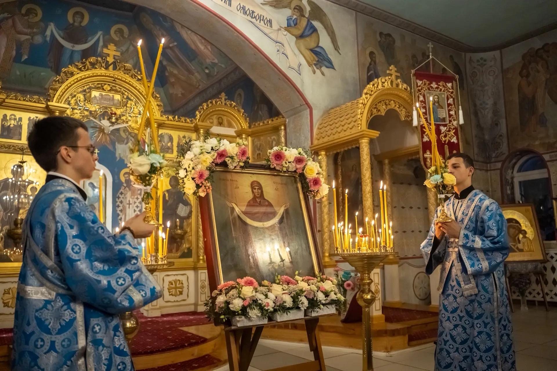 Всенощное бдение в канун Покрова Пресвятой Владычицы нашей Богородицы и Приснодевы Марии