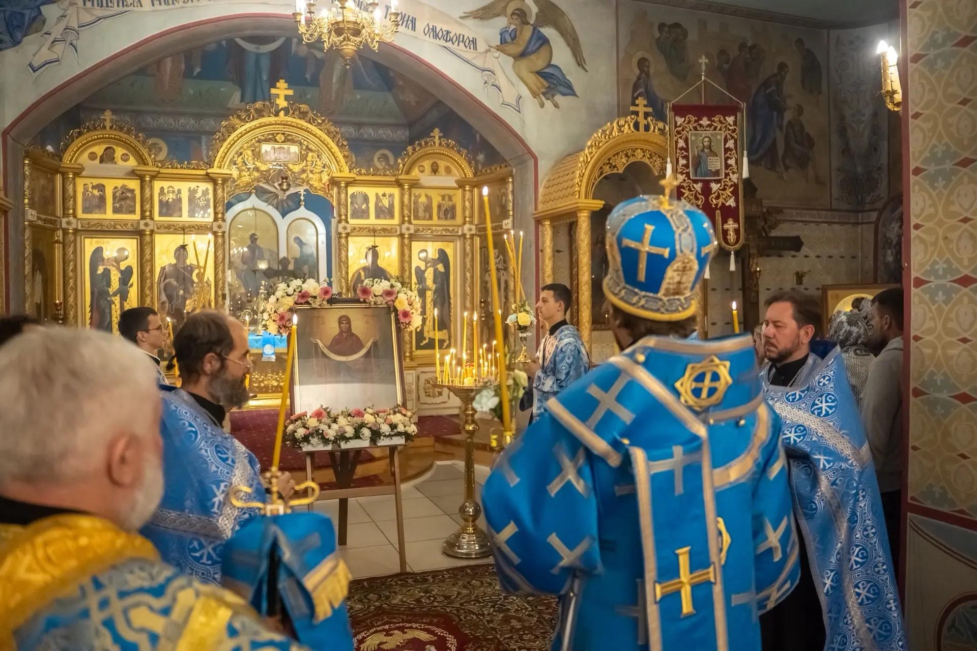 Всенощное бдение в канун Покрова Пресвятой Владычицы нашей Богородицы и Приснодевы Марии