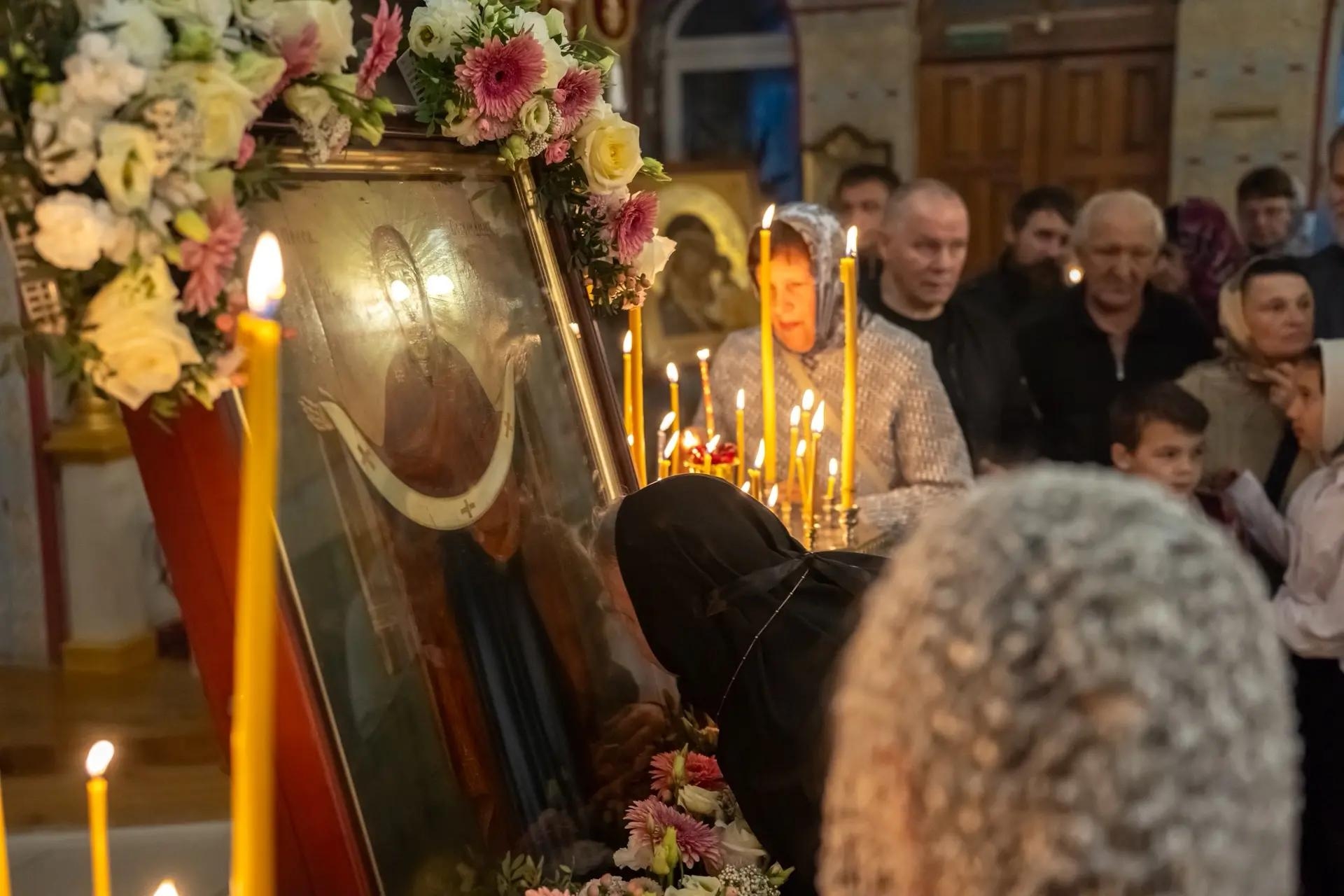 Всенощное бдение в канун Покрова Пресвятой Владычицы нашей Богородицы и Приснодевы Марии