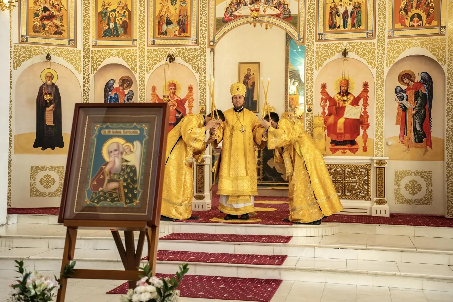 Литургия в пятницу 19-й седмицы по Пятидесятнице, апостола и евангелиста Иоанна Богослова