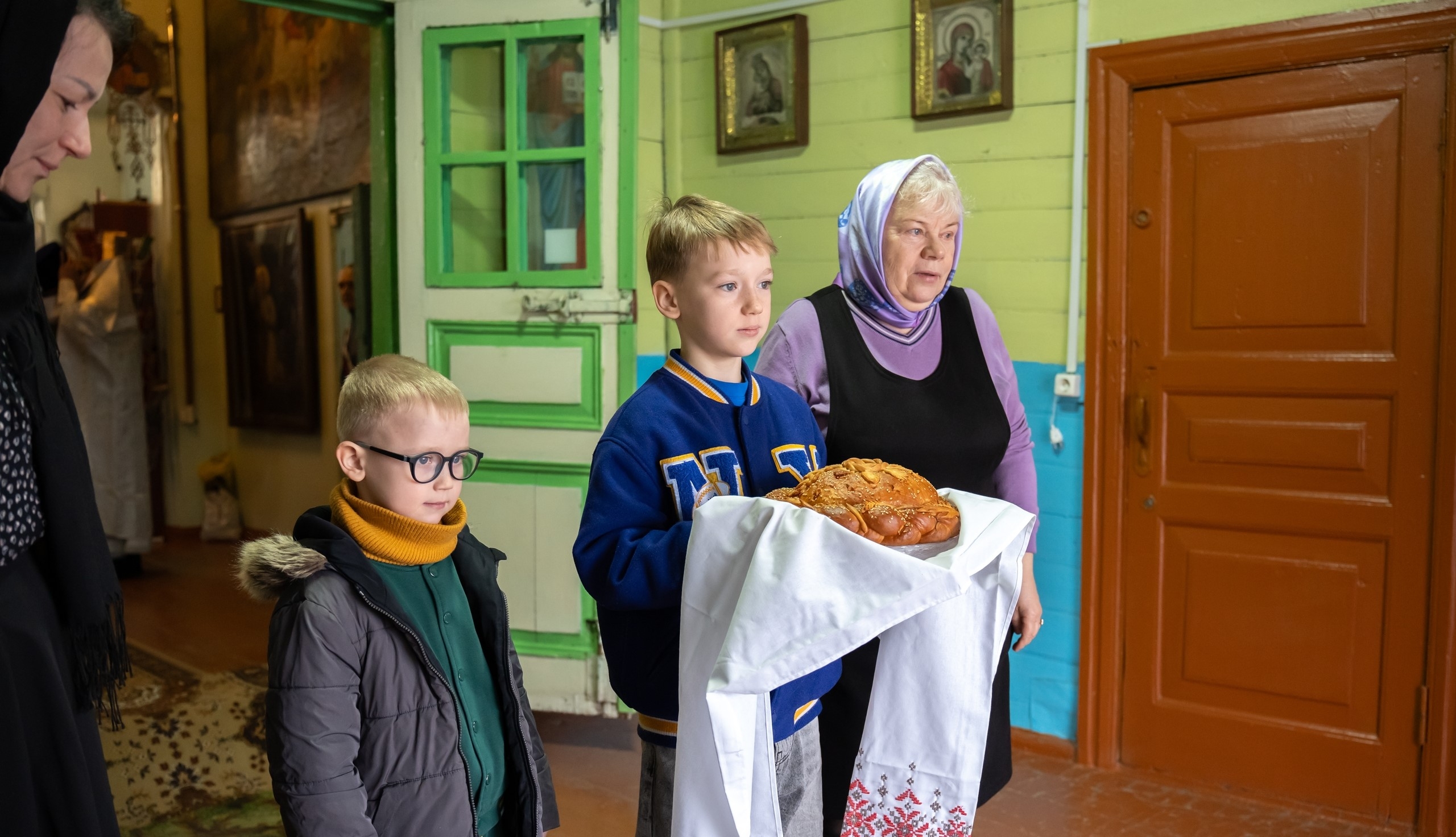 Литургия в Троицком храме г. Златоуст