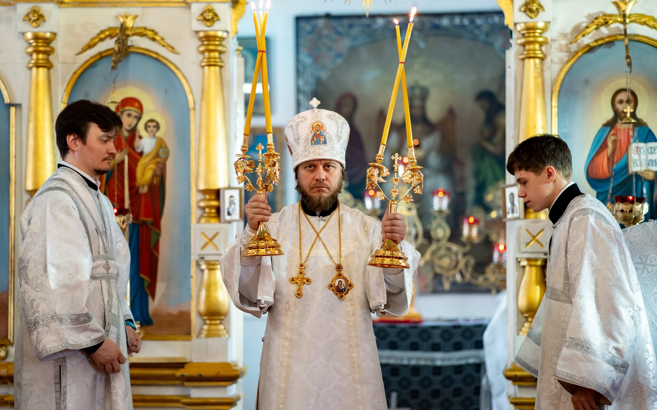 Литургия в Троицком храме г. Златоуст