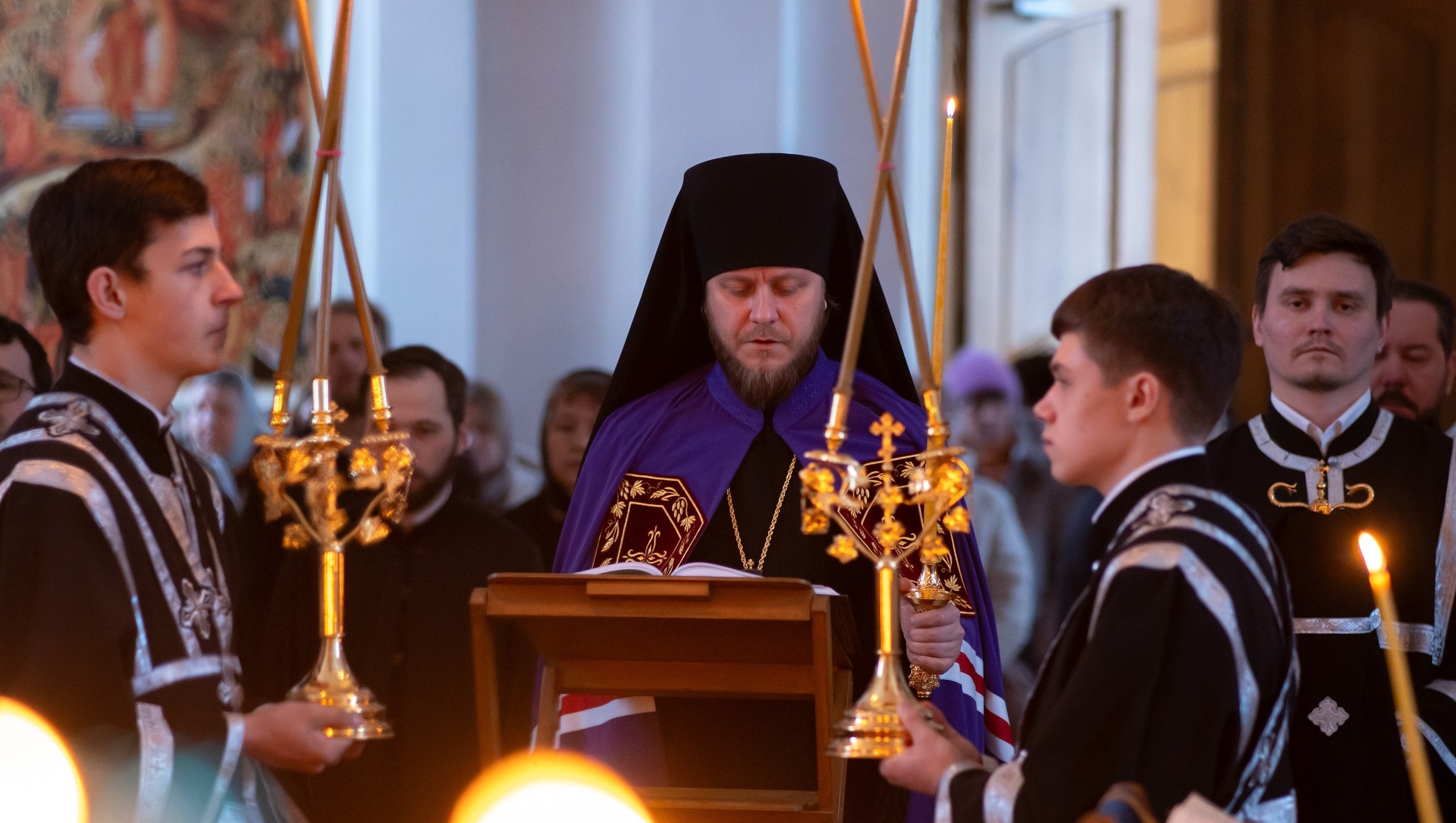 Великое повечерие с чтением Покаянного канона преподобного Андрея Критского