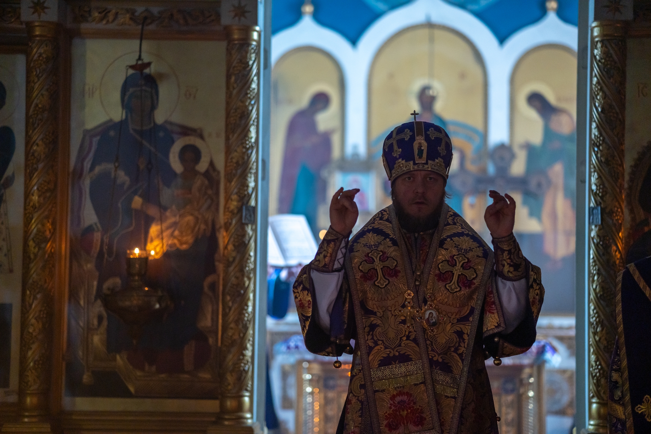 Литургия Преждеосвященных Даров в Серафимовском кафедральном соборе