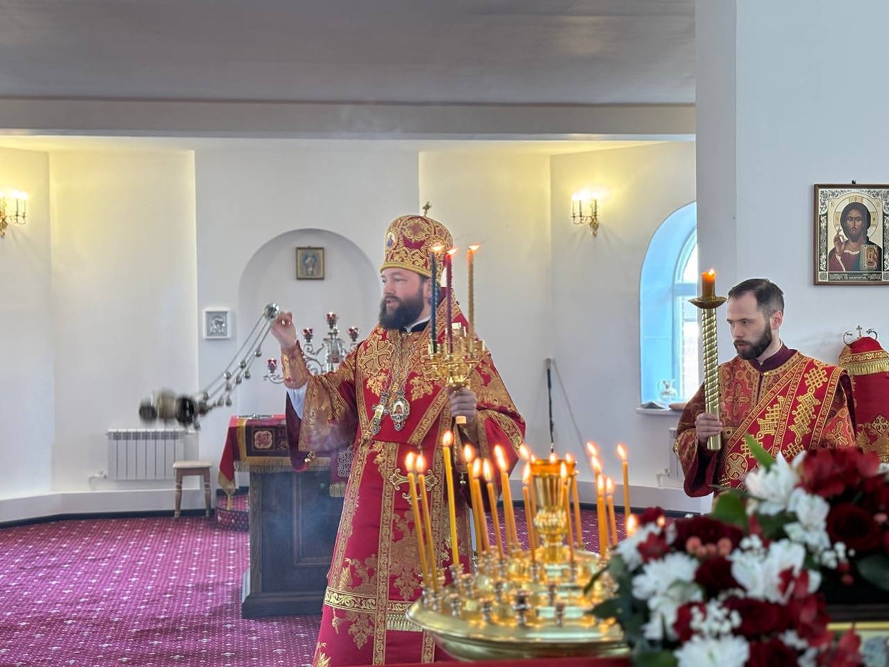 БОГОСЛУЖЕНИЕ НА АРХИЕРЕЙСКОМ ПОДВОРЬЕ Г. ЗЛАТОУСТ