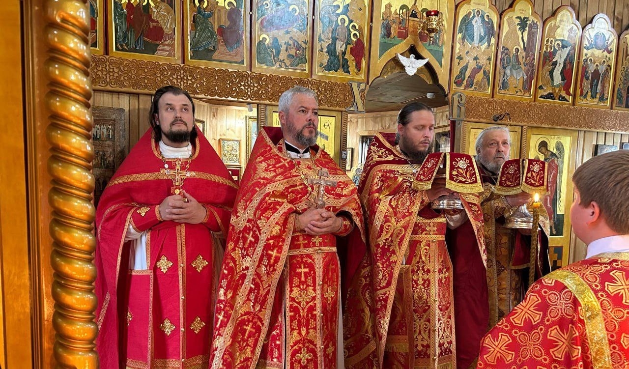 ПРЕСТОЛЬНЫЙ ПРАЗДНИК В ПАНТЕЛЕИМОНОВСКОМ ХРАМЕ Г. ЮРЮЗАНЬ