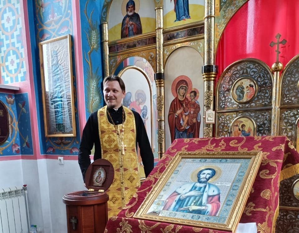 ПАЛОМНИЧЕСТВО ВЕРУЮЩИХ ИЗ УСТЬ-КАТАВА
