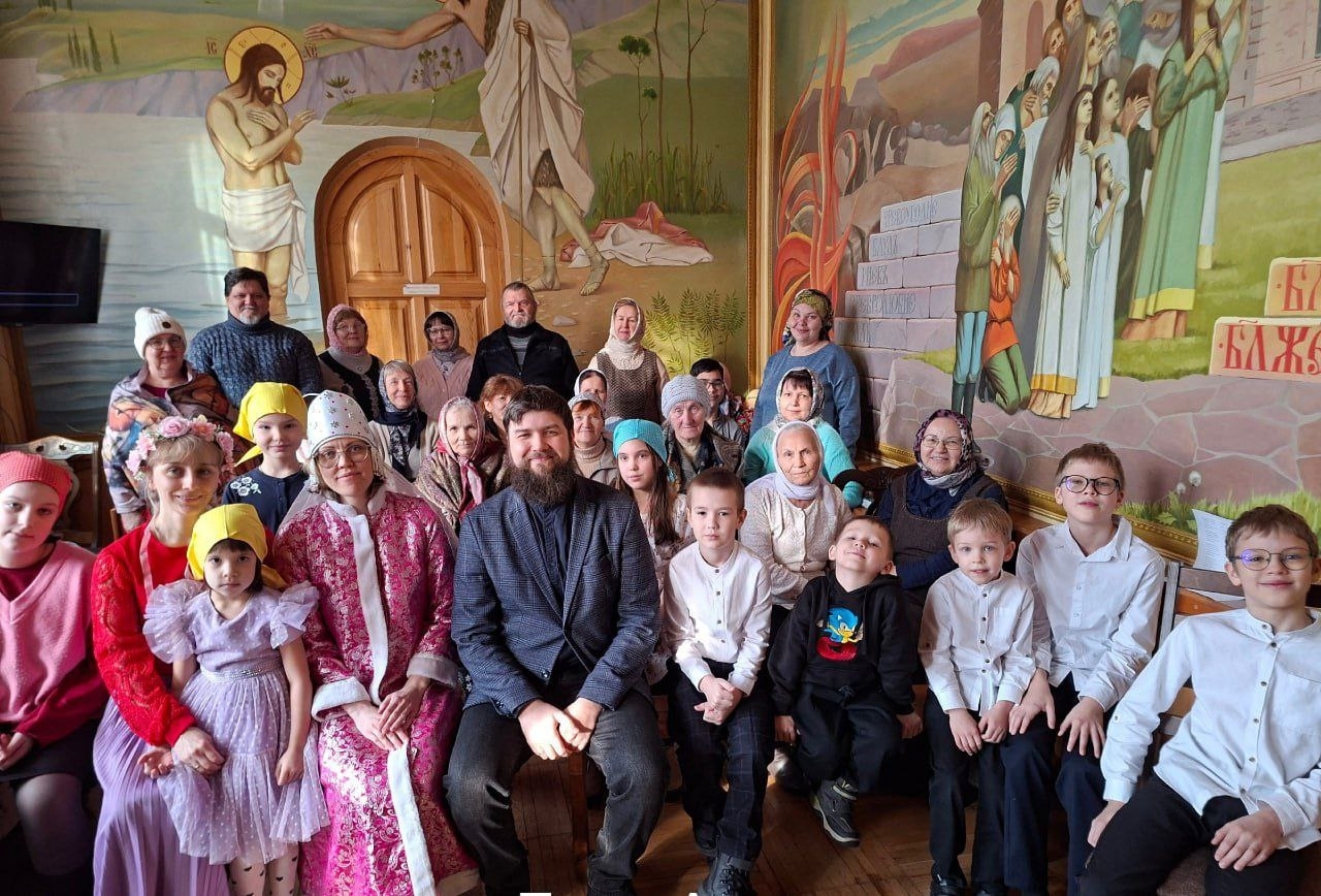 МАСЛЕНИЦА В ВОСКРЕСНОЙ ШКОЛЕ НИКОЛЬСКОГО СОБОРНОГО ХРАМА Г. САТКА