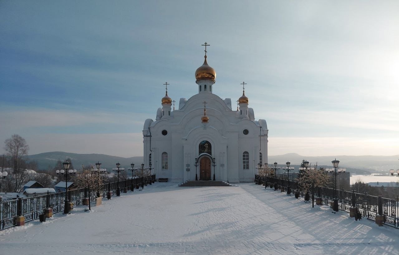 ВЕЛИКОПОСТНОЕ БОГОСЛУЖЕНИЕ В СЕРАФИМОВСКОМ КАФЕДРАЛЬНОМ СОБОРЕ