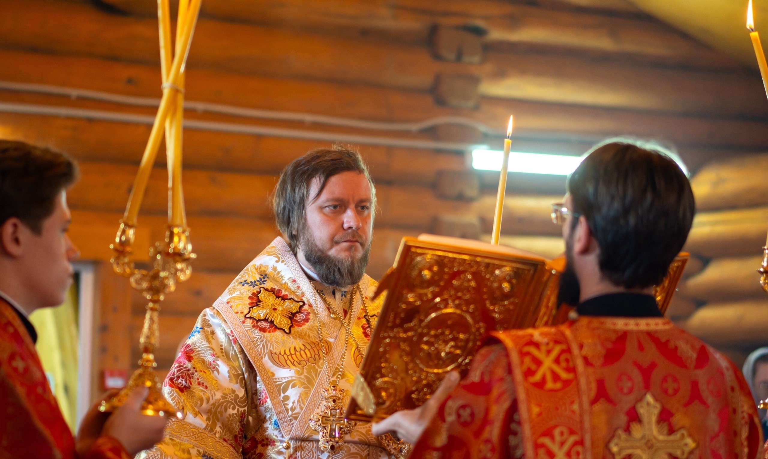 БОГОСЛУЖЕНИЕ В СПИРИДОНОВСКОМ ХРАМЕ П. МЕЖЕВОЙ