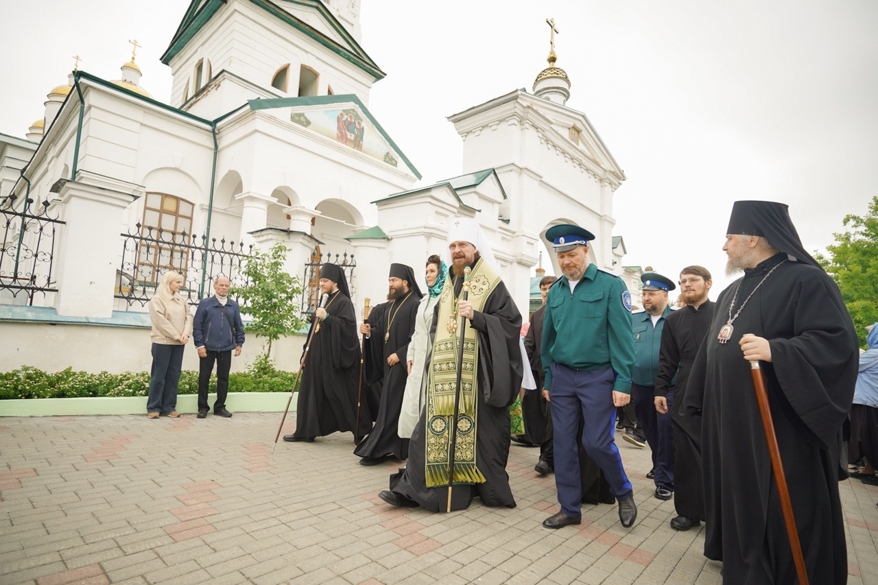 ТРОИЦКИЙ КРЕСТНЫЙ ХОД В ТРОИЦКЕ