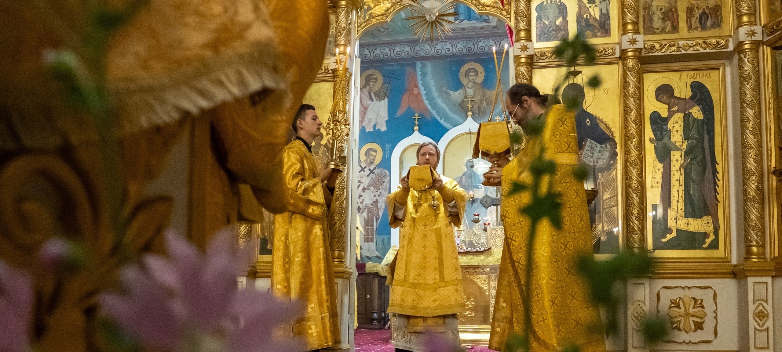 БОГОСЛУЖЕНИЕ В СЕРАФИМОВСКОМ КАФЕДРАЛЬНОМ СОБОРЕ Г. ЗЛАТОУСТА