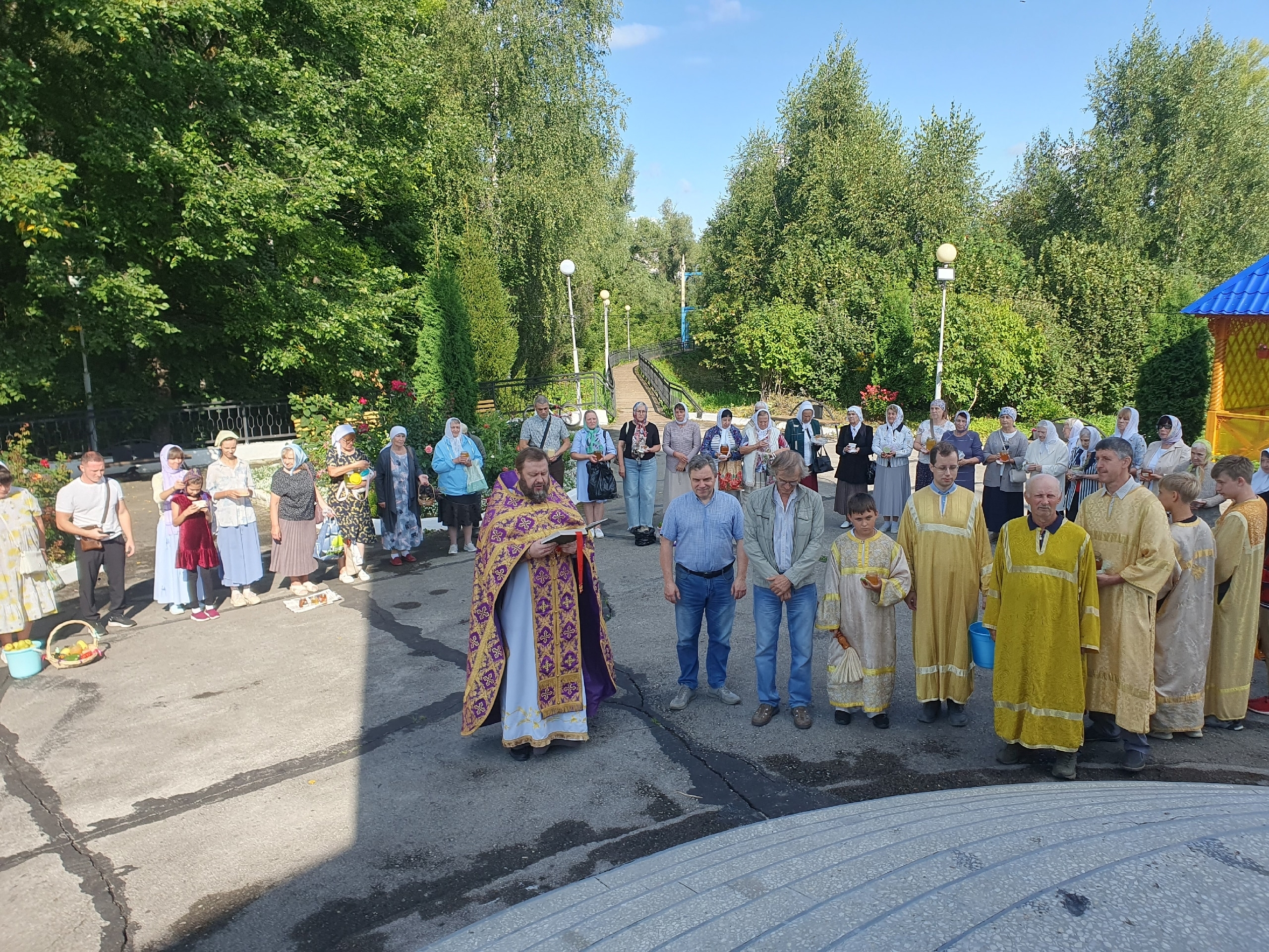 В КАЗАНСКОМ ХРАМЕ АШИ СОВЕРШЕНО ОСВЯЩЕНИЕ МЕДА